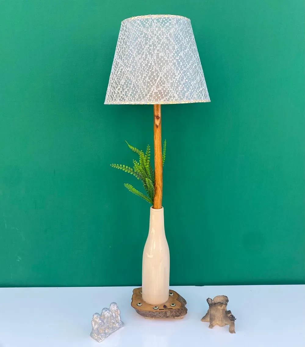 Şişedeki Işık Ahşap Lambader